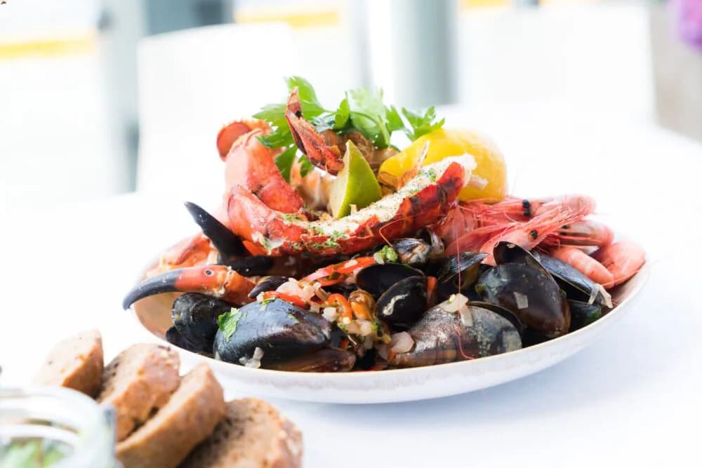 Selenium: Sources, benefits, and antioxidant properties